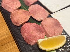 -炼火烤肉店