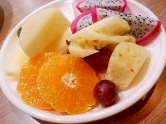自助水果沙拉-诺丁牛排披萨自助餐厅(汕头苏宁店)