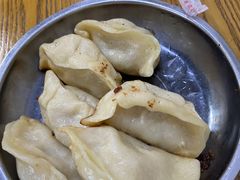 -黄阿姨锅贴大王(万航渡路店)