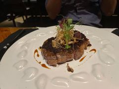 烤肋眼牛排配红酒小洋葱-AZUL by FUEL蓝色·法式酒馆(琶醍店)