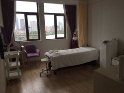 -海豚湾高端月子会所(黄浦店)