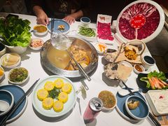 -左庭右院鲜牛肉火锅(七宝领展广场店)