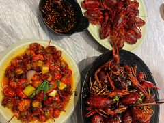 -巴厘龙虾·榜首油焖大虾(音乐学院·沿江酒馆店)