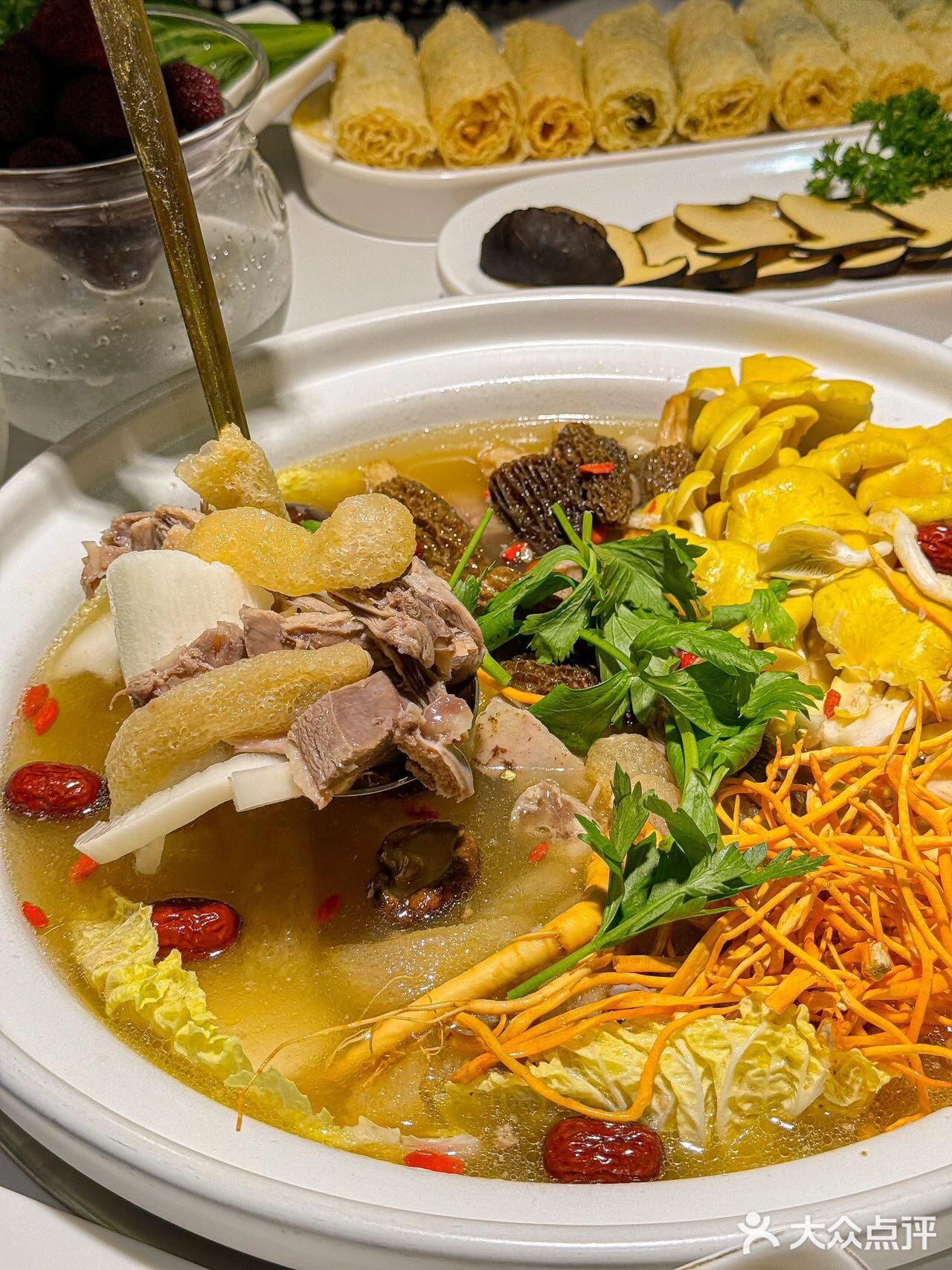 被拿捏了！！西安这家店是懂汤的……