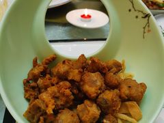 招牌蒜香骨-天鲜阁·海鲜粤菜·33年老字号(石槎白云站店)