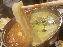 -鲜入围煮花胶鸡海鲜火锅