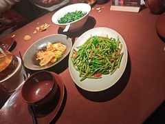 -荷栖小院·品质江西菜(红谷滩店)
