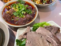 -诗爷牛尾汤(大坪英利店)