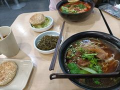 -李先生牛肉面大王(北京站售票厅餐厅)