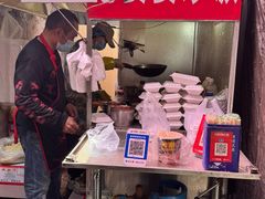 -老婆婆炒饭(小白楼1902欧式风情街店)