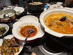 -湘力力小院·鱼汤泡饭(枫林路店)