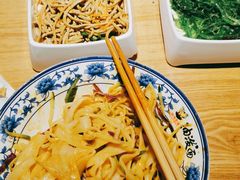 -陕味食族油泼面(工商大学店)