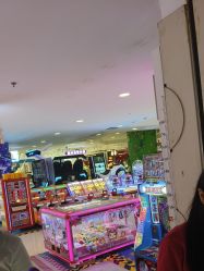 -Fang Fang Monkey·方方猴(国瑞购物中心店)