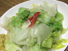 -新梅华·茶点餐厅(欧尚店)