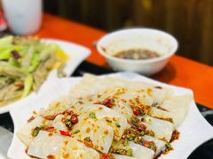 -袁小二大东北铁锅炖(吉祥村总部)