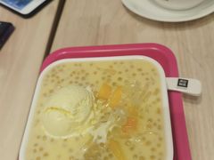 -满记甜品(巴黎春天宝山店)