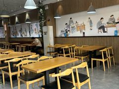 -三好食堂(煎饺·馄饨·肉饼米线·盛世广场店)