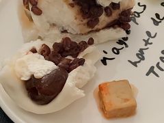 -白玉兰食品甜凤店(合生汇店)