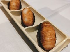 榴莲千丝酥-稻香酒家·34年老字号·港式粤菜(汉街店)
