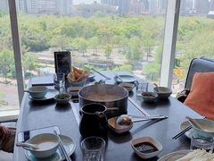 靠窗位-捞王锅物料理(上海世茂广场店)