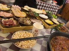 -赵美丽·重庆社区火锅·直营店(火车东站·中豪国际店)