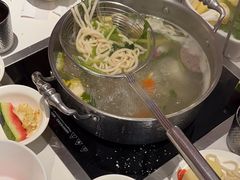 -牛焱·贵州黄牛肉火锅(城西银泰店)
