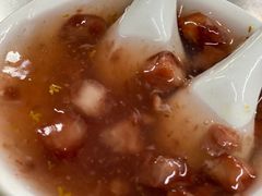 -芳婆糕团店(王府大街店)