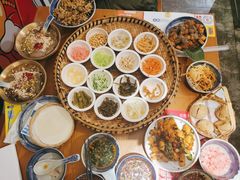 -包整·丝娃娃(一览甲秀楼风景店)