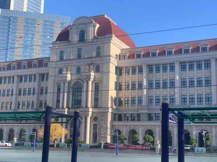 天津市第四十一中学-"天津市第四十一中学,坐落在五大道上!学校.