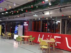 -嗨翻Hi-Fun竞技主题乐园·蹦床亲子生日轰趴(国光1937店)