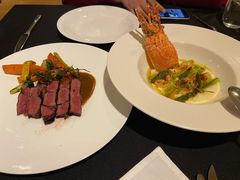 安格斯西冷牛扒配红酒松露汁-圣丰索菲特·法国餐厅