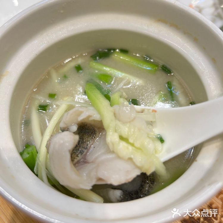 私人订制饭堂，又可以唱k，很正的一个聚餐地方