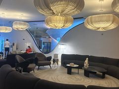 -涨巢·潮玩水疗局