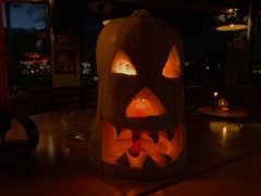 -乌鸦酒吧咖啡厅 THE RAVEN BAR&CAFE