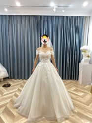-予白婚纱礼服馆