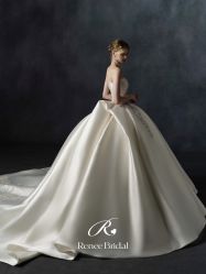 -Renee芮亦婚纱(原丽莎)