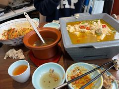 -有红鸡毛店·川菜(建设路店)