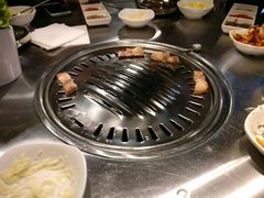 -韩聚屋韩国烤肉餐厅(新北万达店)