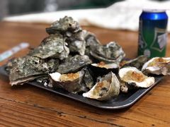 -蚝哥花姐湛江烤生蚝(美丽湾市场店)