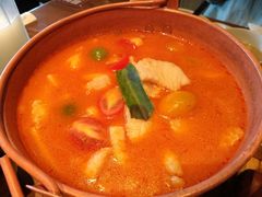 -云海肴·汽锅鸡·云南菜(天山百盛优客店)