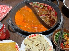 -萍姐火锅·公路夜市(武汉首店)