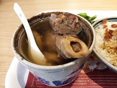 莲藕炖筒骨-钟姐炖品(万象城店)