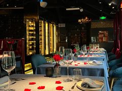 -弦月窗LUNETTE BY AMANDA(复兴路店)