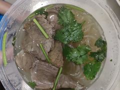 -香山胡记吴江路生煎(灵山路店)