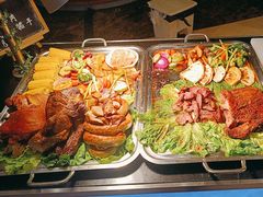 -元一希尔顿酒店·鲜切牛肉火锅禅自助餐厅