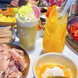 在潘帅开的火锅🍲店里实现甜品🍮自由啦！