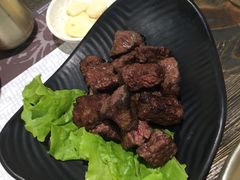 朴特级雪花肉-朴大人炭烤·韩国料理(奥帆中心海尔洲际店)