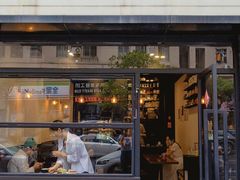 门面-black rainbow coffee
