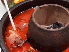 -彩云天云南餐厅