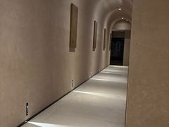 -灸春堂·艾灸·痛症·整脊连锁(之江银泰店)